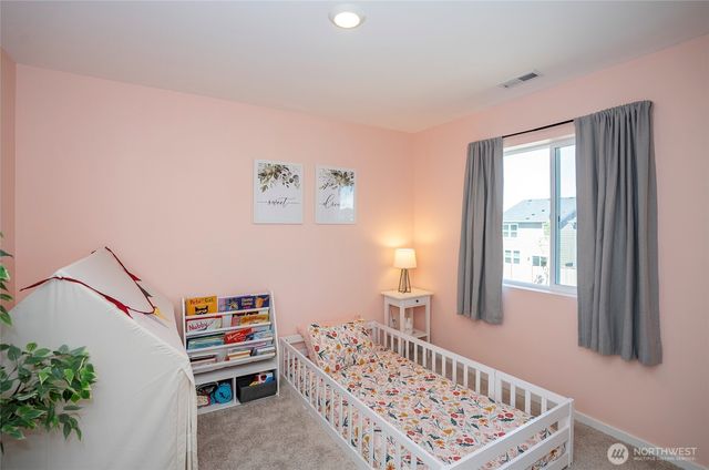 18703 108th Avenue E, Puyallup, WA 98374