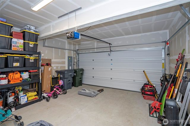 18703 108th Avenue E, Puyallup, WA 98374