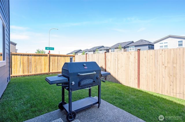18703 108th Avenue E, Puyallup, WA 98374