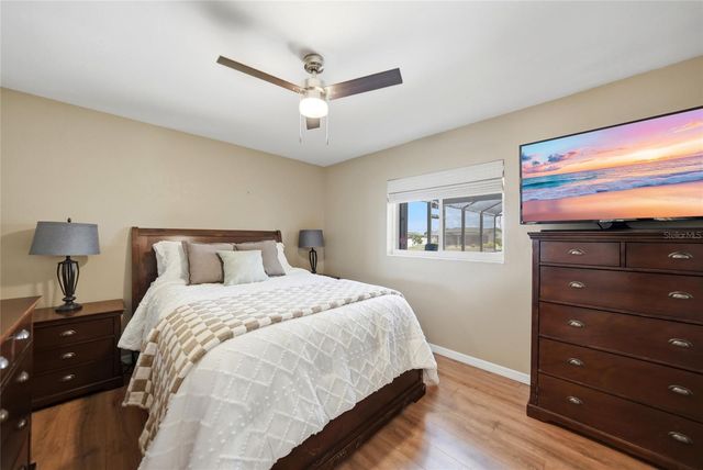 515 GLEASON PARKWAY, Cape Coral, FL 33914