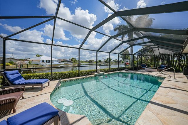 515 GLEASON PARKWAY, Cape Coral, FL 33914
