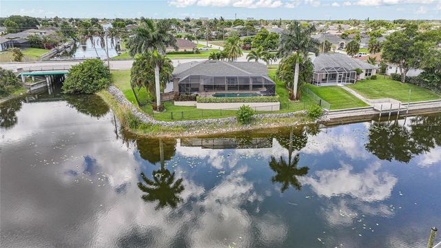 515 GLEASON PARKWAY, Cape Coral, FL 33914
