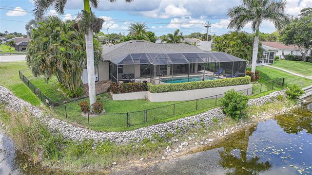 515 GLEASON PARKWAY, Cape Coral, FL 33914