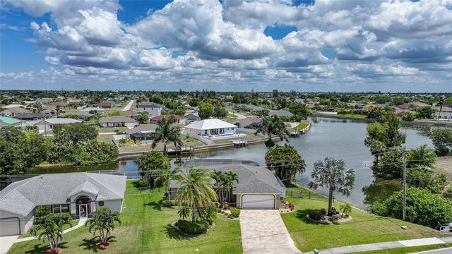 515 GLEASON PARKWAY, Cape Coral, FL 33914