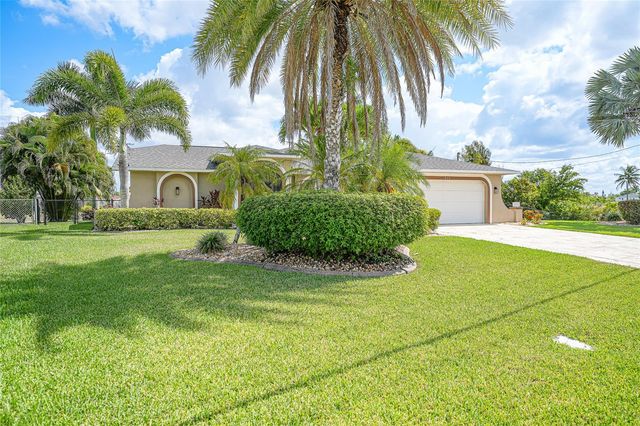 515 GLEASON PARKWAY, Cape Coral, FL 33914