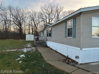 13 Fox hound Court, Grand Blanc, MI 48439
