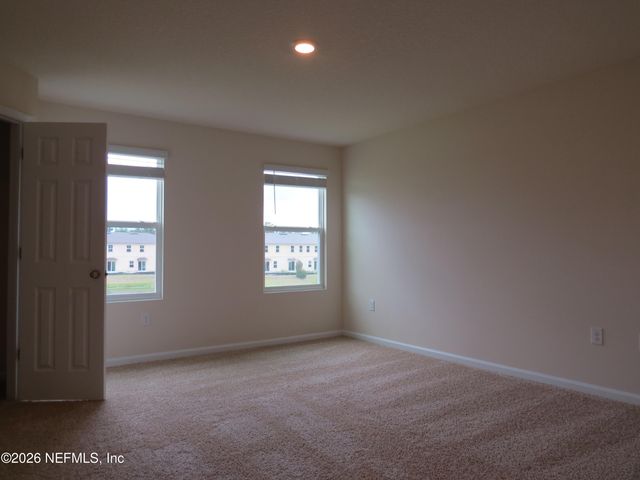 12779 VETERANS Court, Jacksonville, FL 32218