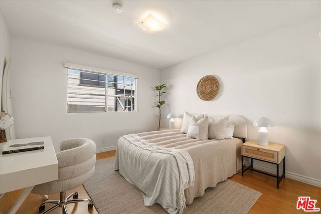 2621 Centinela Avenue 18, Santa Monica, CA 90405