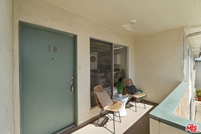 2621 Centinela Avenue 18, Santa Monica, CA 90405