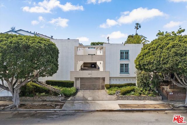 2621 Centinela Avenue 18, Santa Monica, CA 90405