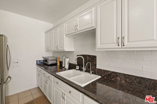 2621 Centinela Avenue 18, Santa Monica, CA 90405