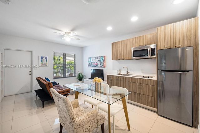 1419 West Ave 201, Miami Beach, FL 33139