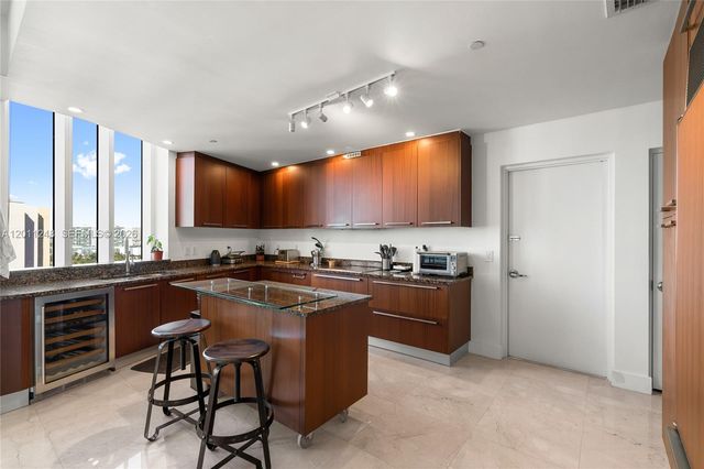 15901 Collins Ave 1206, Sunny Isles Beach, FL 33160