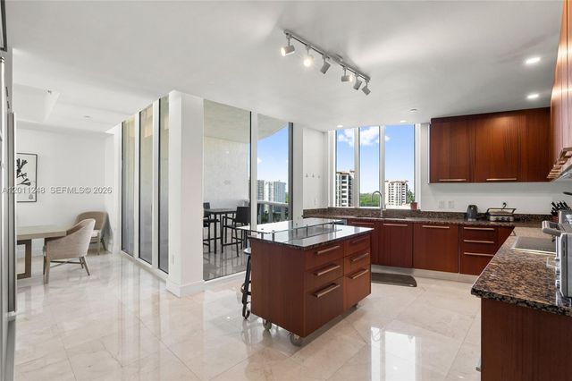 15901 Collins Ave 1206, Sunny Isles Beach, FL 33160