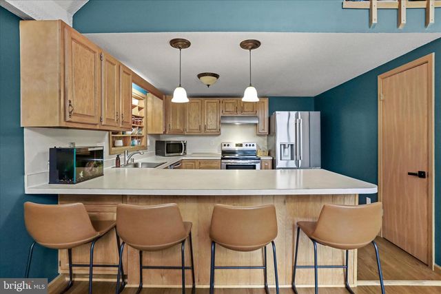 1208 WINTERCAMP TRL, Hedgesville, WV 25427