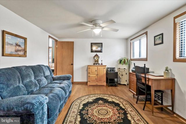 1208 WINTERCAMP TRL, Hedgesville, WV 25427