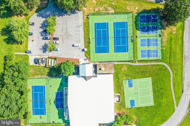 1208 WINTERCAMP TRL, Hedgesville, WV 25427