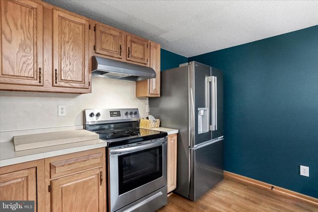 1208 WINTERCAMP TRL, Hedgesville, WV 25427