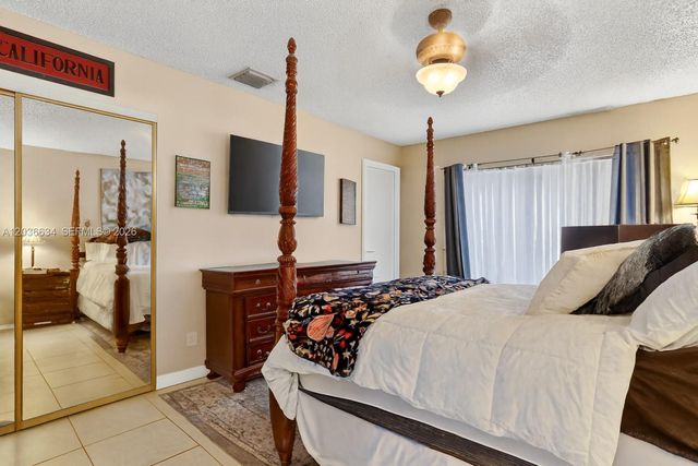 6961 NW 20th Court, Margate, FL 33063