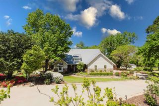 24050 Red Azalea Ln (With 2 Lots), Lindale, TX 75771