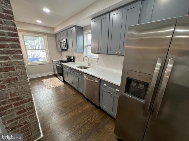 330 HAZEL AVE, Delanco, NJ 08075