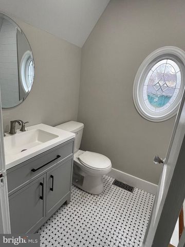 330 HAZEL AVE, Delanco, NJ 08075