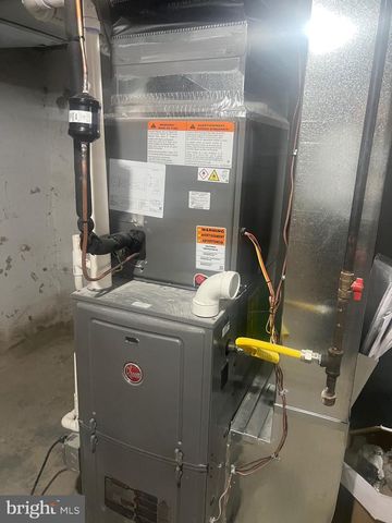 330 HAZEL AVE, Delanco, NJ 08075