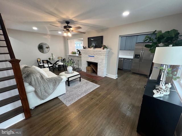 330 HAZEL AVE, Delanco, NJ 08075