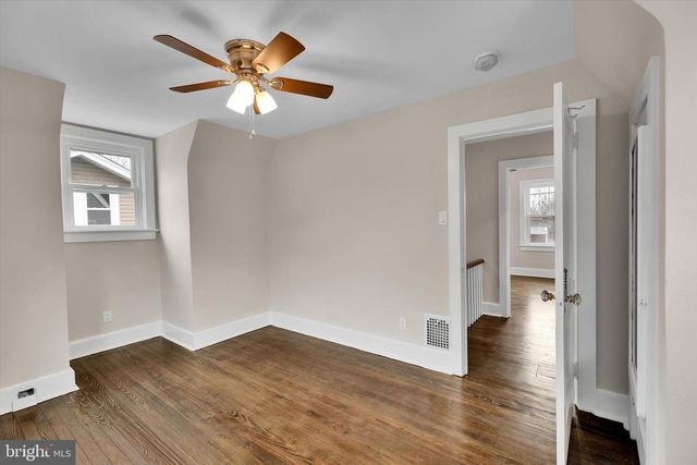 330 HAZEL AVE, Delanco, NJ 08075