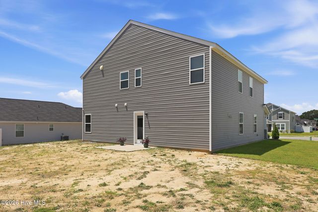 4044 Club Pond Road, Raeford, NC 28376