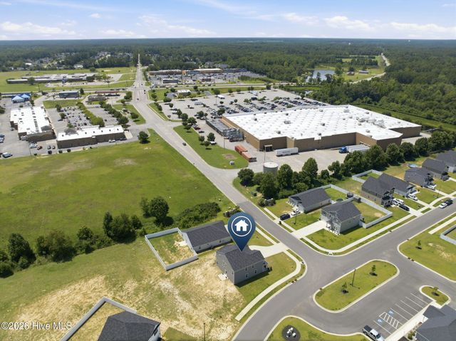 4044 Club Pond Road, Raeford, NC 28376