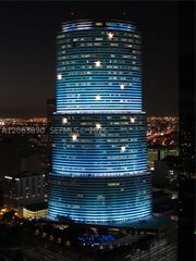 200 Biscayne Boulevard Way 3809, Miami, FL 33131