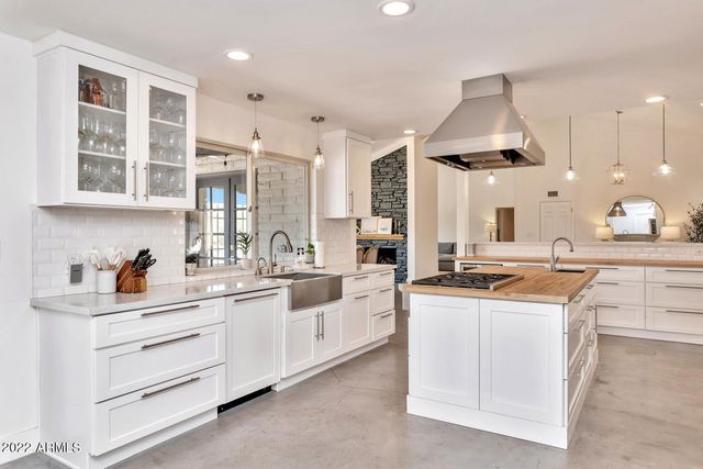 3411 E Valley Vista Lane, Paradise Valley, AZ 85253