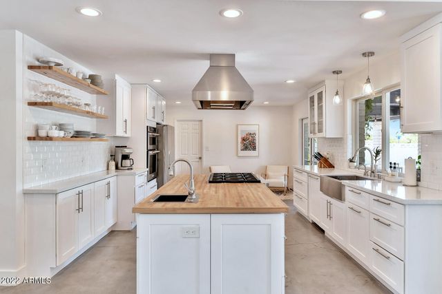 3411 E Valley Vista Lane, Paradise Valley, AZ 85253