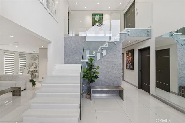 23670 Park Andorra, Calabasas, CA 91302