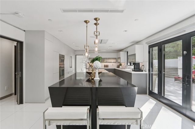 23670 Park Andorra, Calabasas, CA 91302