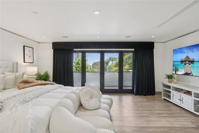 23670 Park Andorra, Calabasas, CA 91302