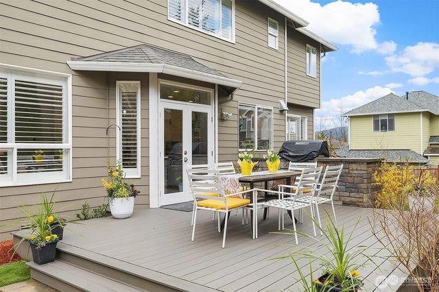 1013 233rd Place NE, Sammamish, WA 98074