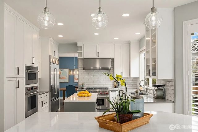 1013 233rd Place NE, Sammamish, WA 98074