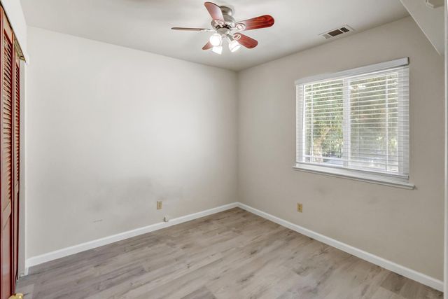 6932 Springmont Dr, Elk Grove, CA 95758
