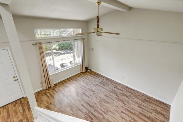 6932 Springmont Dr, Elk Grove, CA 95758