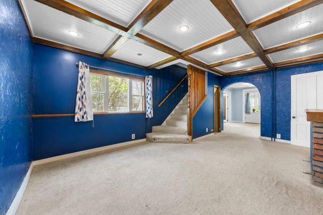 209 8th Street E, Hastings, MN 55033