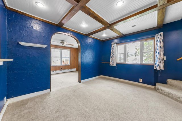 209 8th Street E, Hastings, MN 55033