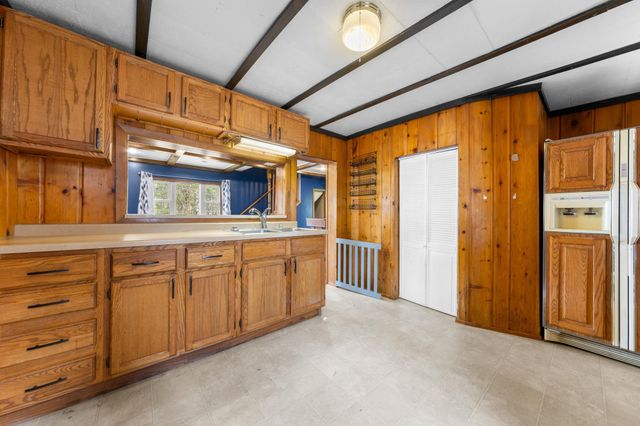 209 8th Street E, Hastings, MN 55033