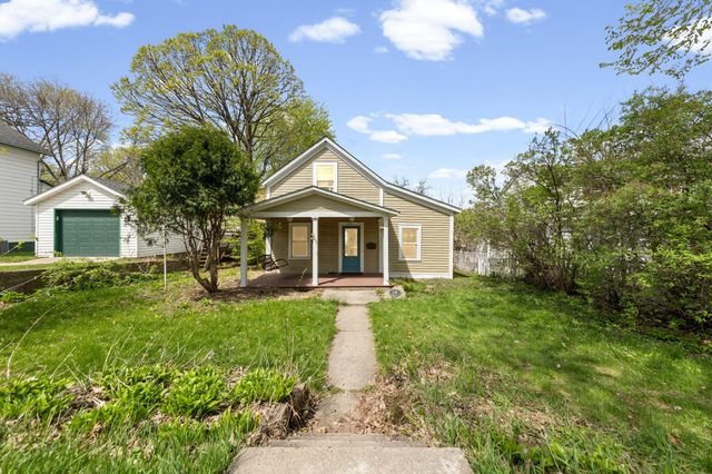 209 8th Street E, Hastings, MN 55033