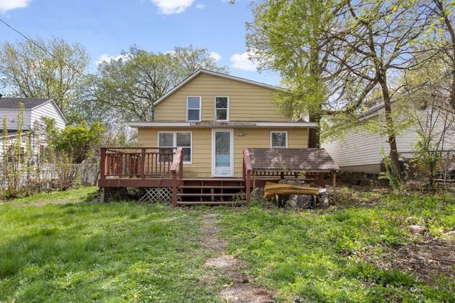 209 8th Street E, Hastings, MN 55033
