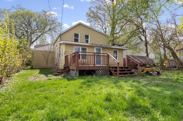 209 8th Street E, Hastings, MN 55033