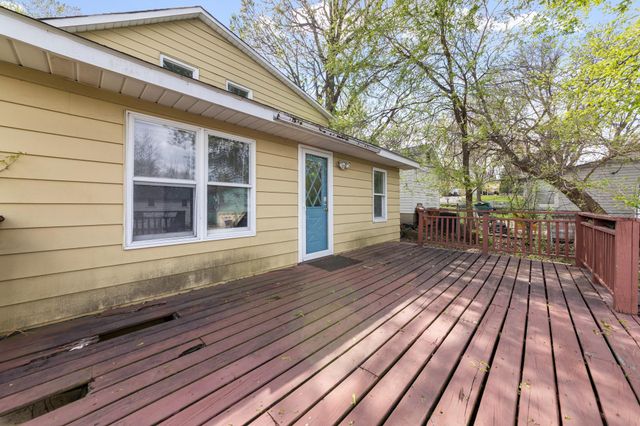 209 8th Street E, Hastings, MN 55033
