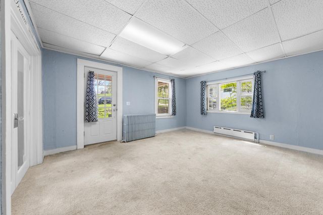 209 8th Street E, Hastings, MN 55033