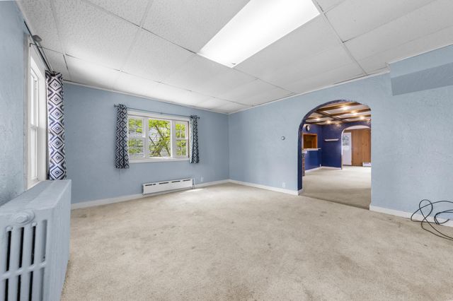209 8th Street E, Hastings, MN 55033